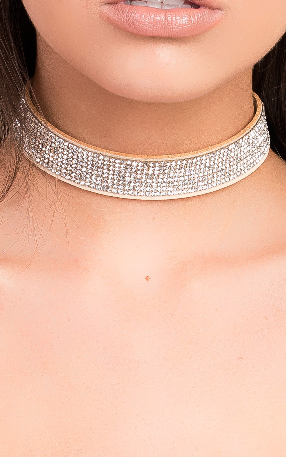 Suede Diamante Choker Moda