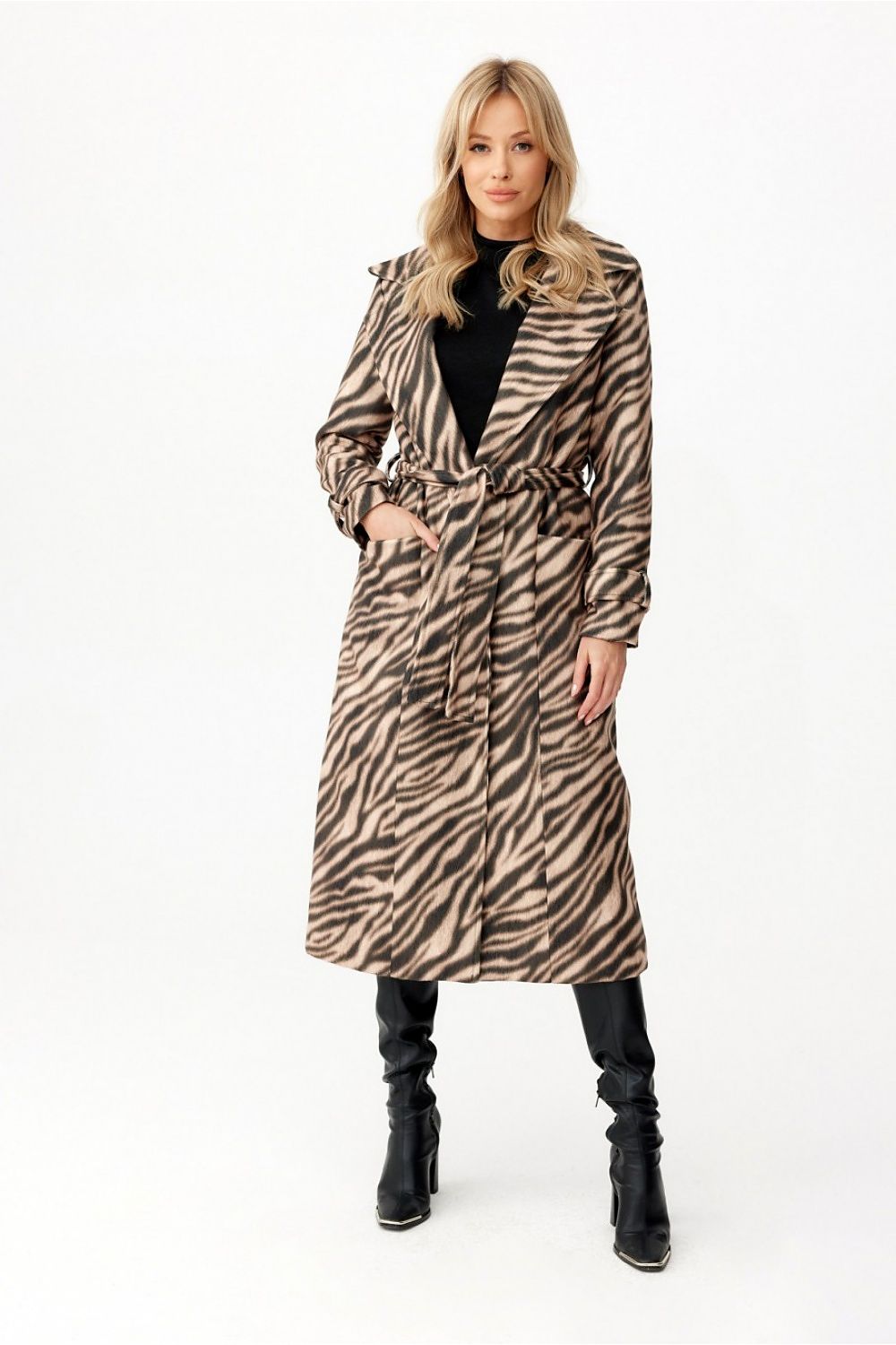 Coat model 188271 Roco Fashion Roco Fashion