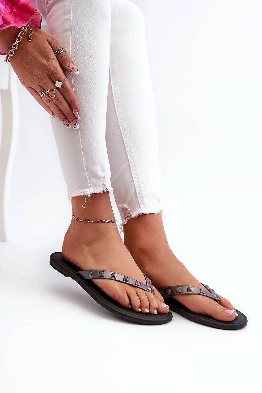 Japanese flip-flops model 197615 Step in style Step in style