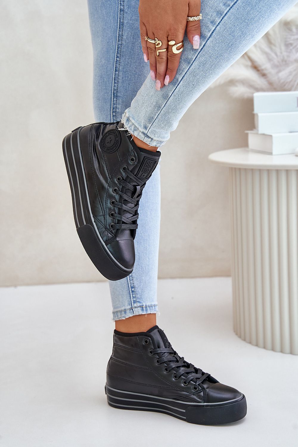 Sneakers model 201920 Step in style Step in style