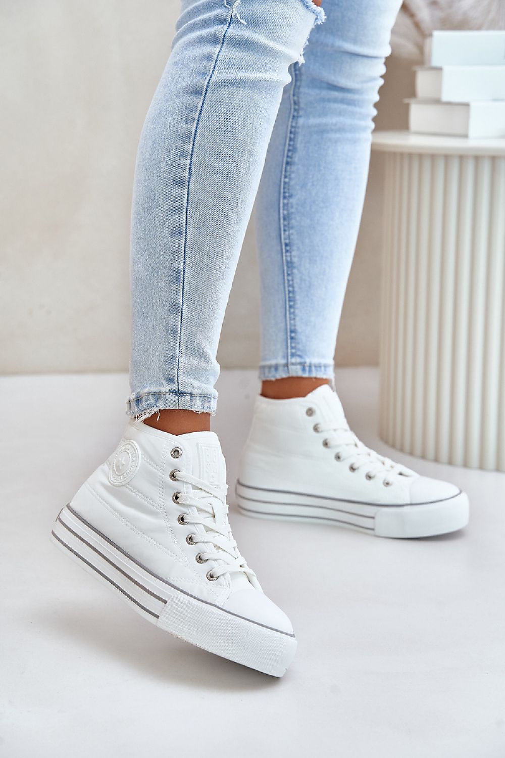 Sneakers model 201921 Step in style Step in style