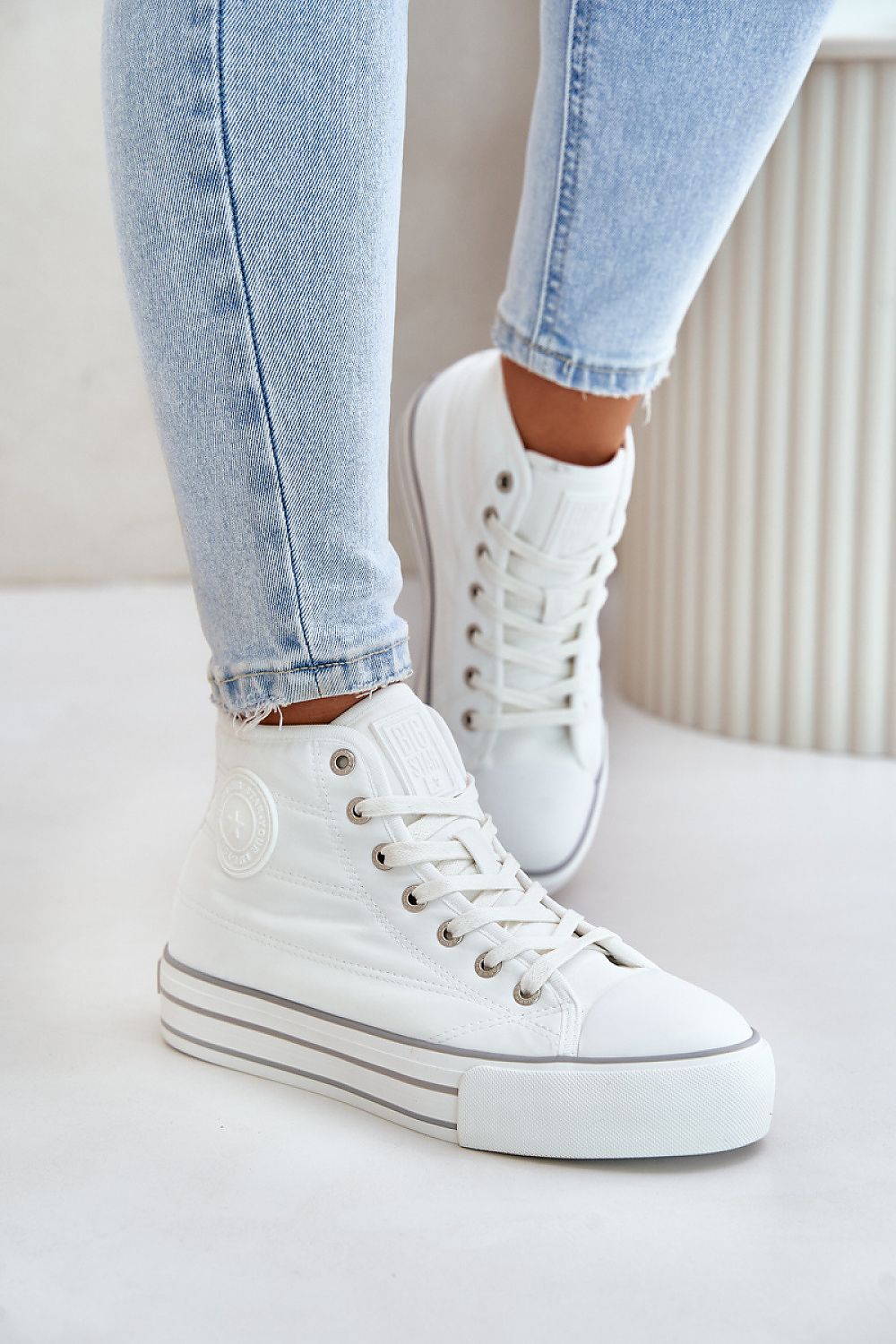 Sneakers model 201921 Step in style Step in style