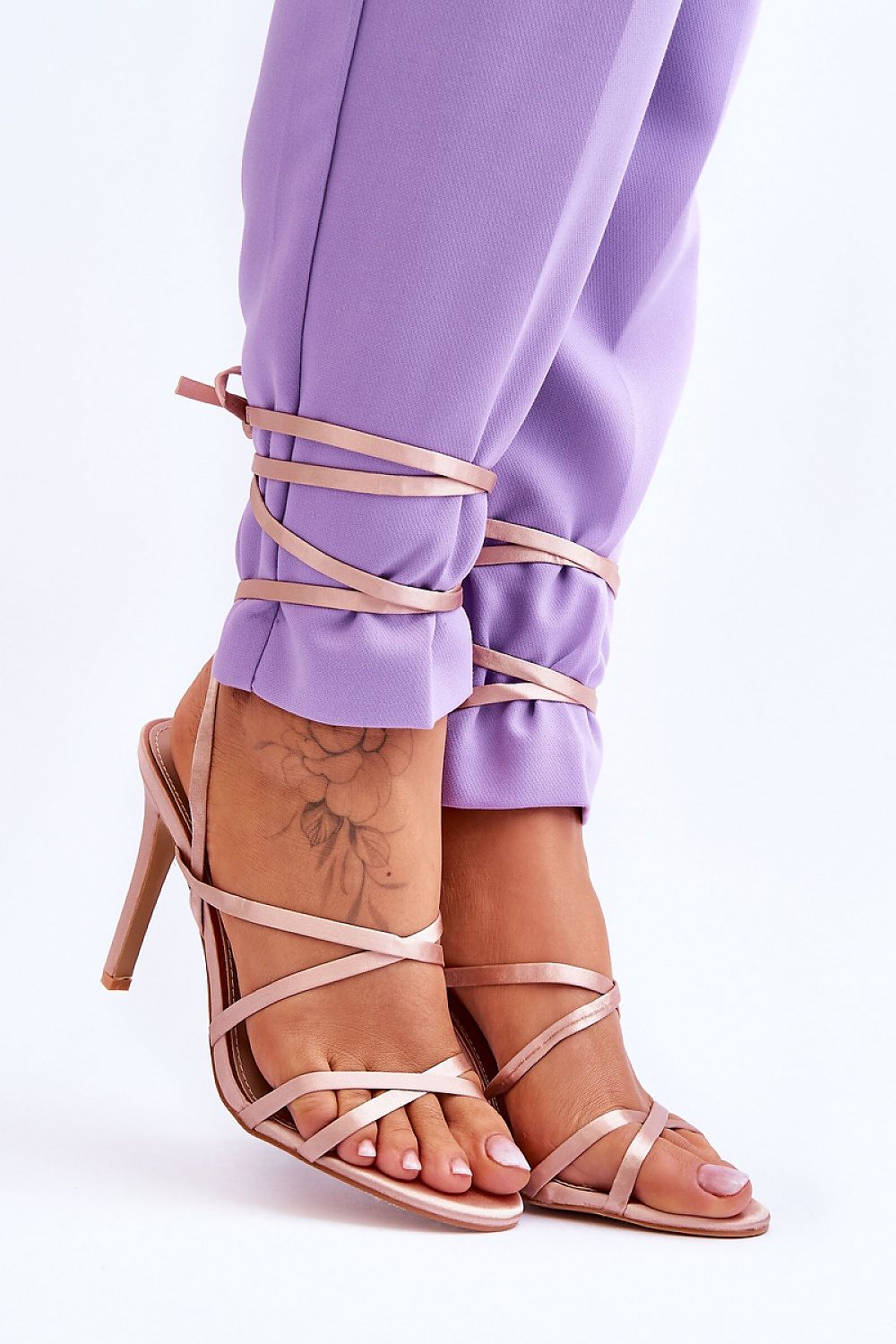 Strappy sandals model 179632 Step in style Step in style