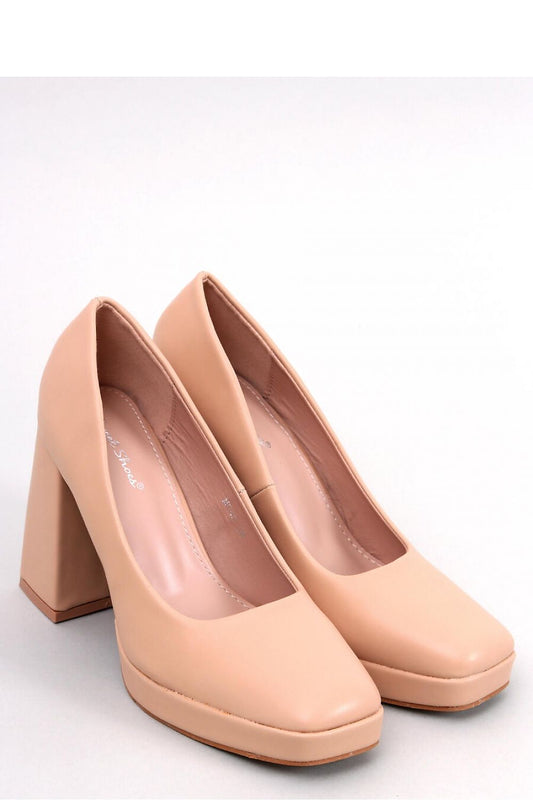 Block heel pumps model 184264 Inello Inello