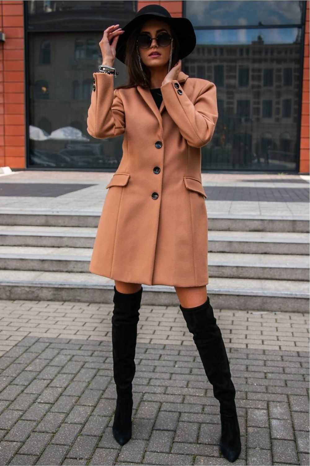 Coat model 184493 Roco Fashion Roco Fashion