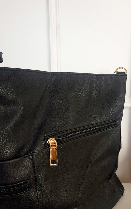 Faux Leather Shoulder Bag with Side Pocket Zip Detail Moda