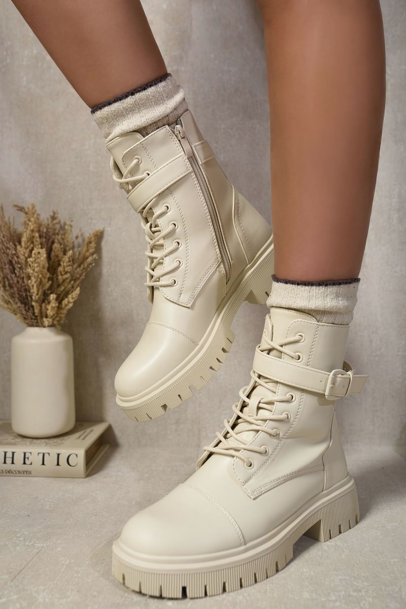 Lace Up Buckle Chunky Combat Boots Moda