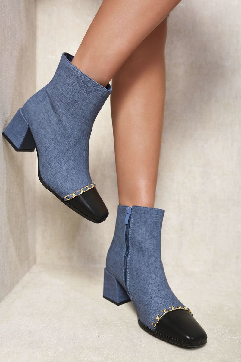 Two Tone Side Zip Block Heel Ankle Boots Moda