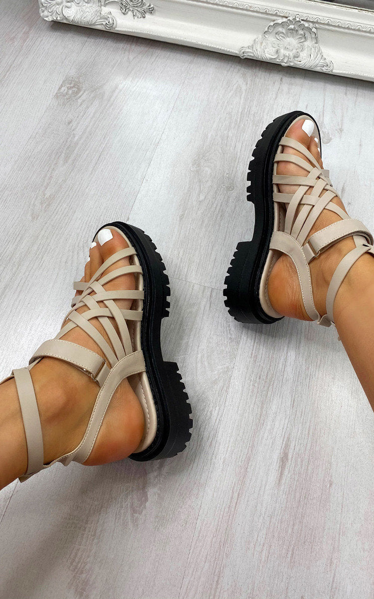 Strappy Sandals Moda