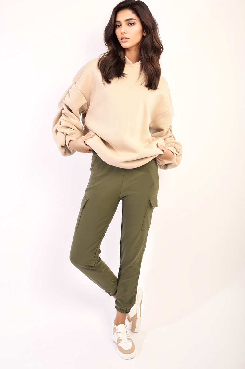 Cargo Pocket Trouser with Drawstring Moda