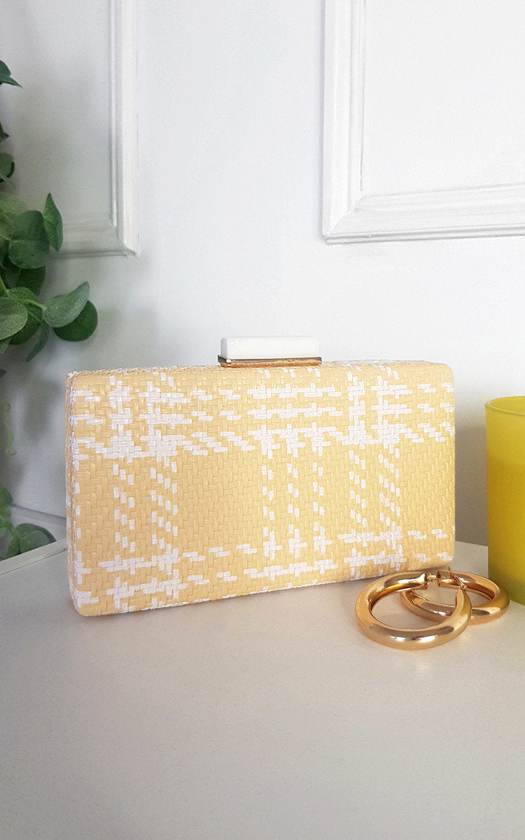 Woven Box Clutch with Long Strap Detail Moda