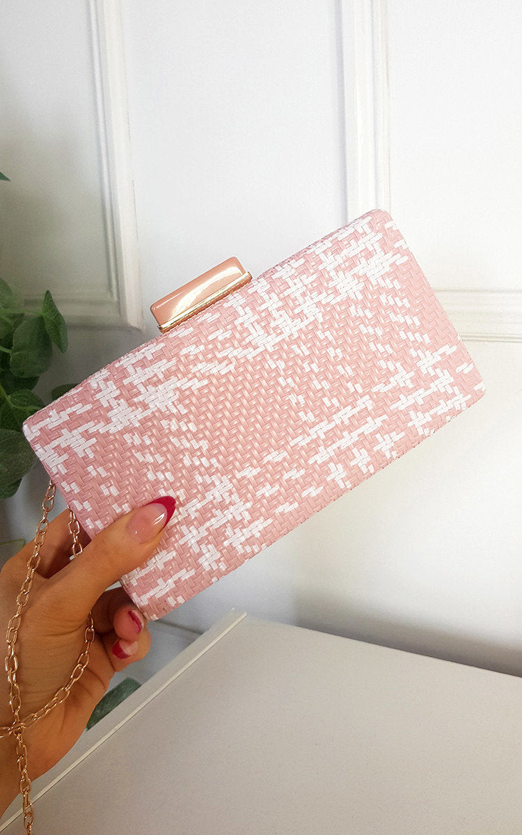 Woven Box Clutch with Long Strap Detail Moda