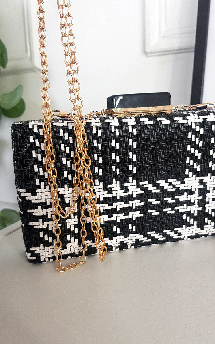 Woven Box Clutch with Long Strap Detail Moda