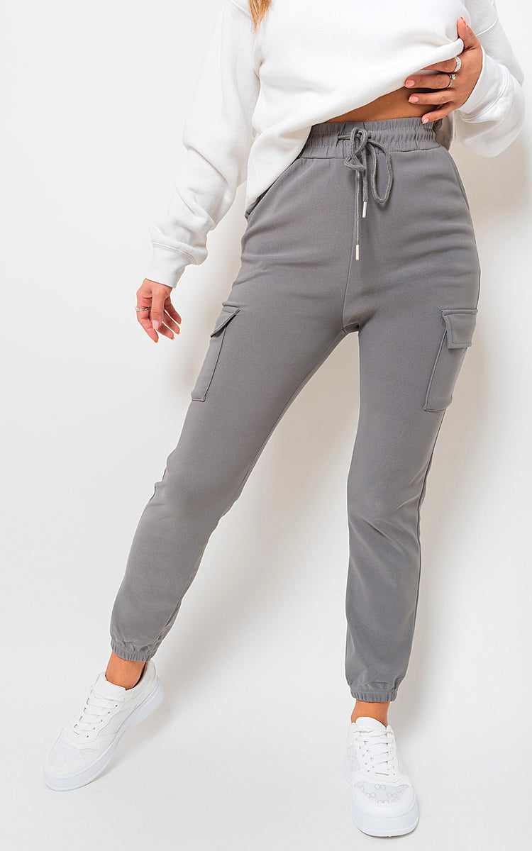 Cargo Pocket Trouser with Drawstring Moda