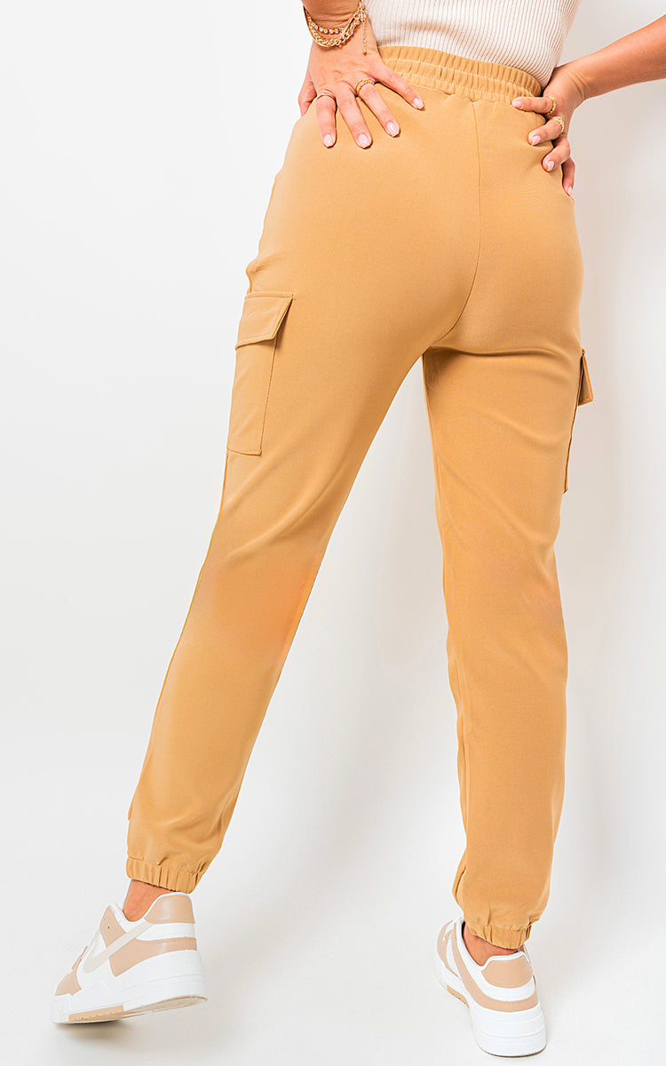 Cargo Pocket Trouser with Drawstring Moda