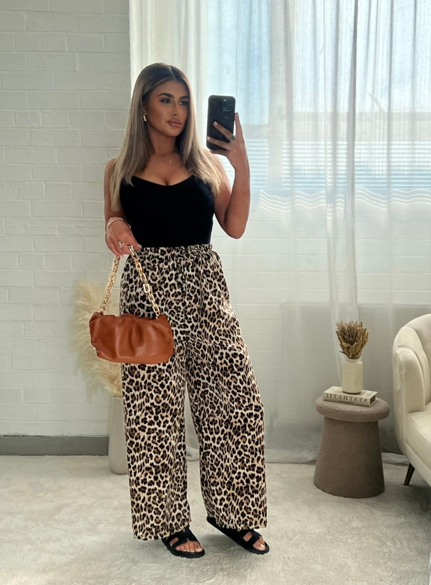 Leopard Print Wide Leg Trouser Moda