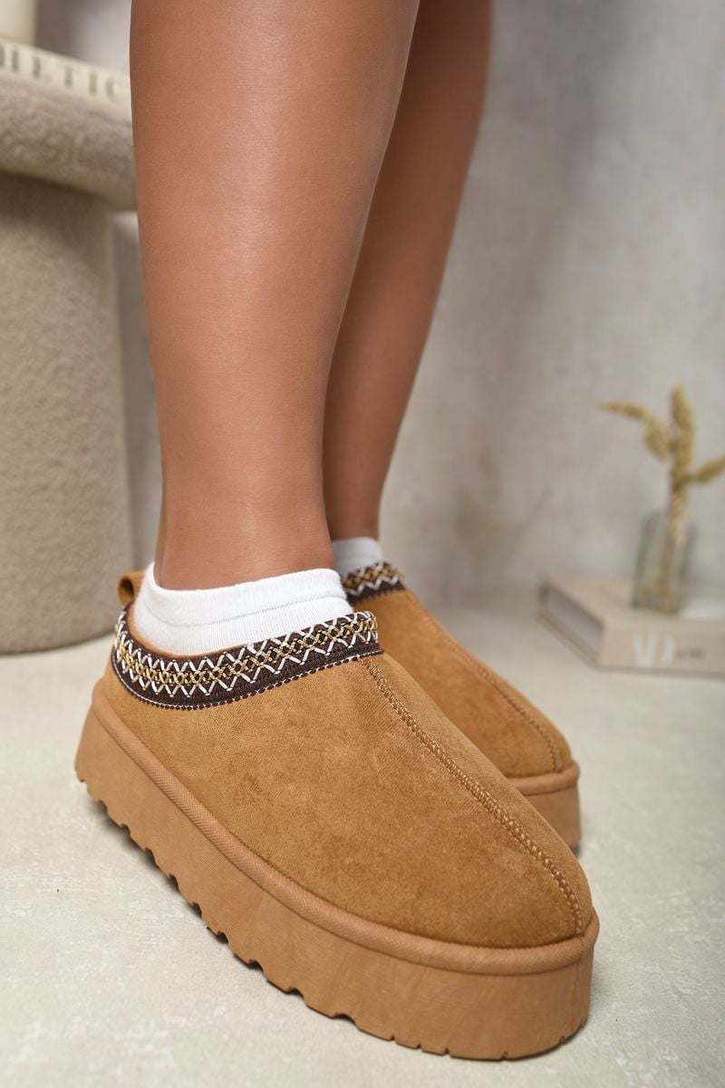 Aztec Detail Low Ankle Platform Slipper Boots