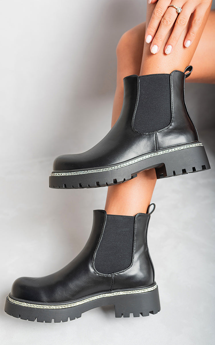 Faux Suede Diamante Chelsea Ankle Boots Moda