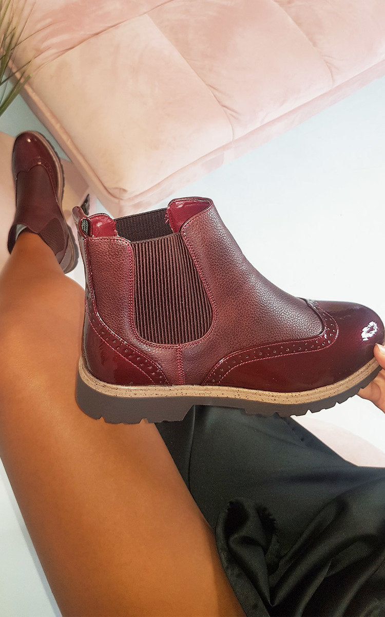 Faux Leather Brogue Chelsea Boots Moda