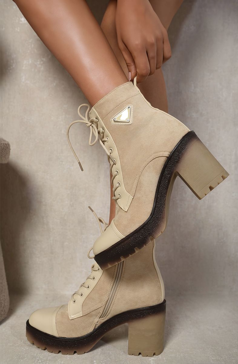 Lace Up Combat Heeled Ankle Boots Moda