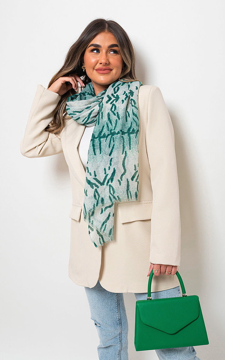 Printed Wrap Scarf Moda