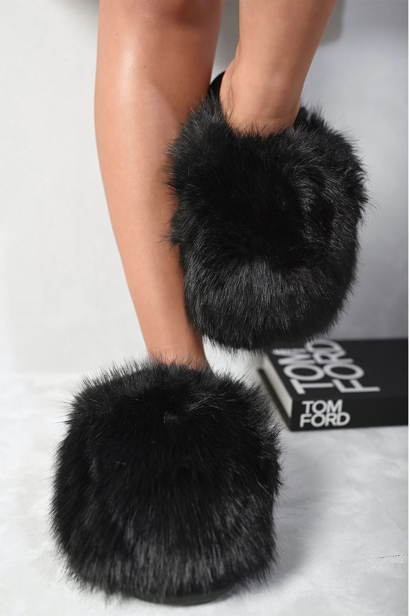 Fluffy Faux Fur Winter Sandals