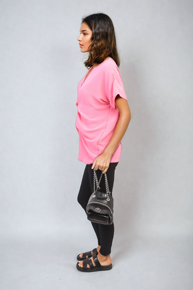 V-Neck Twist Front Top Moda