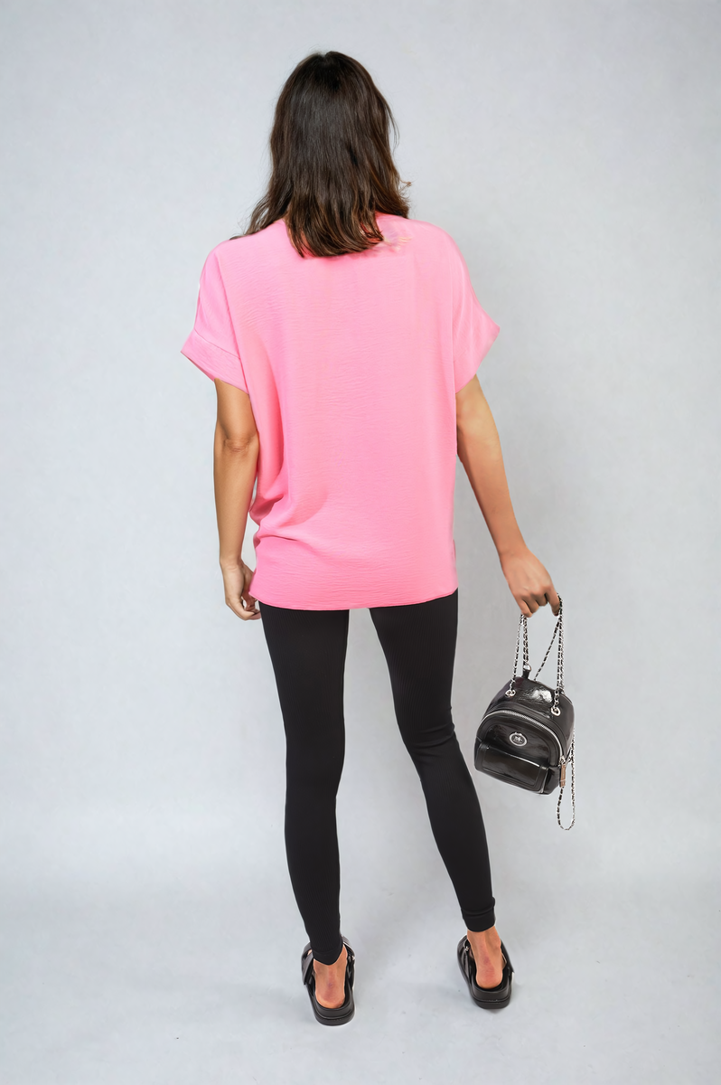 V-Neck Twist Front Top Moda