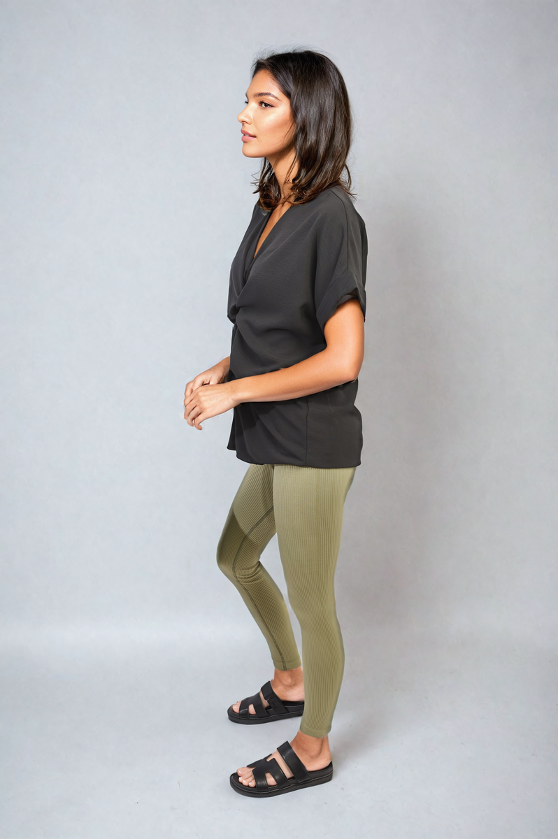 V-Neck Twist Front Top Moda