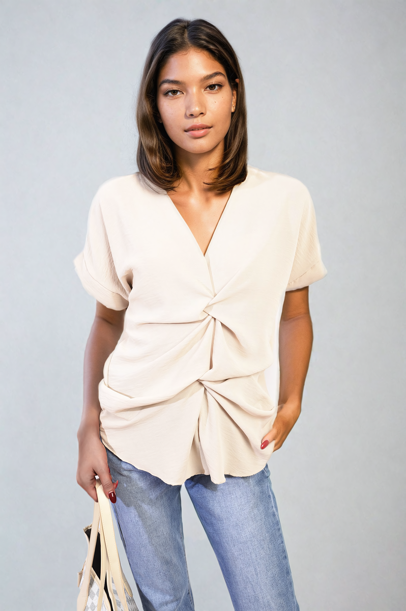 V-Neck Twist Front Top Moda