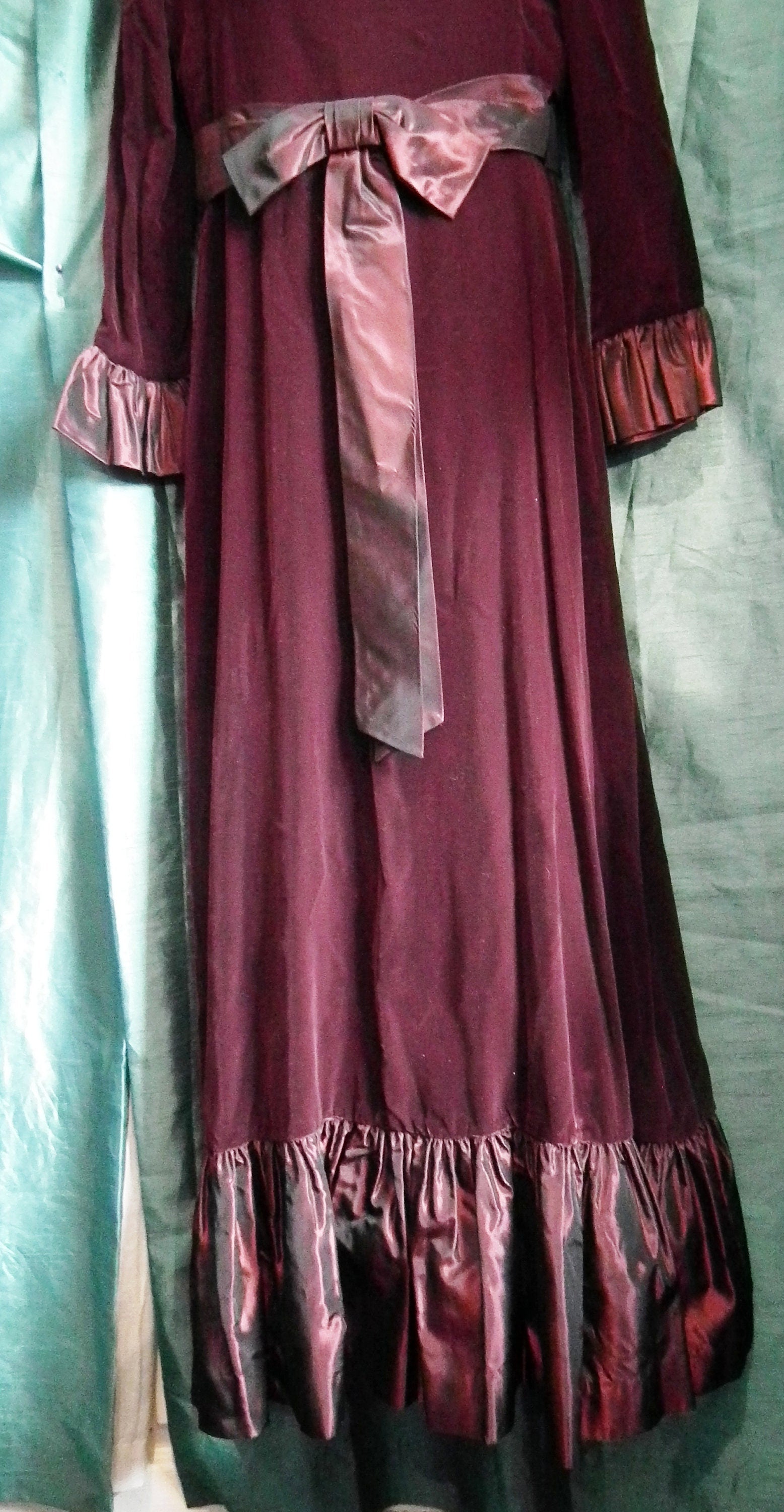 GothicVictorian burgundy true vintage velvet&taffeta,long eve dress-victorian ruffle collar.Bust 38",Length 57" Etsy