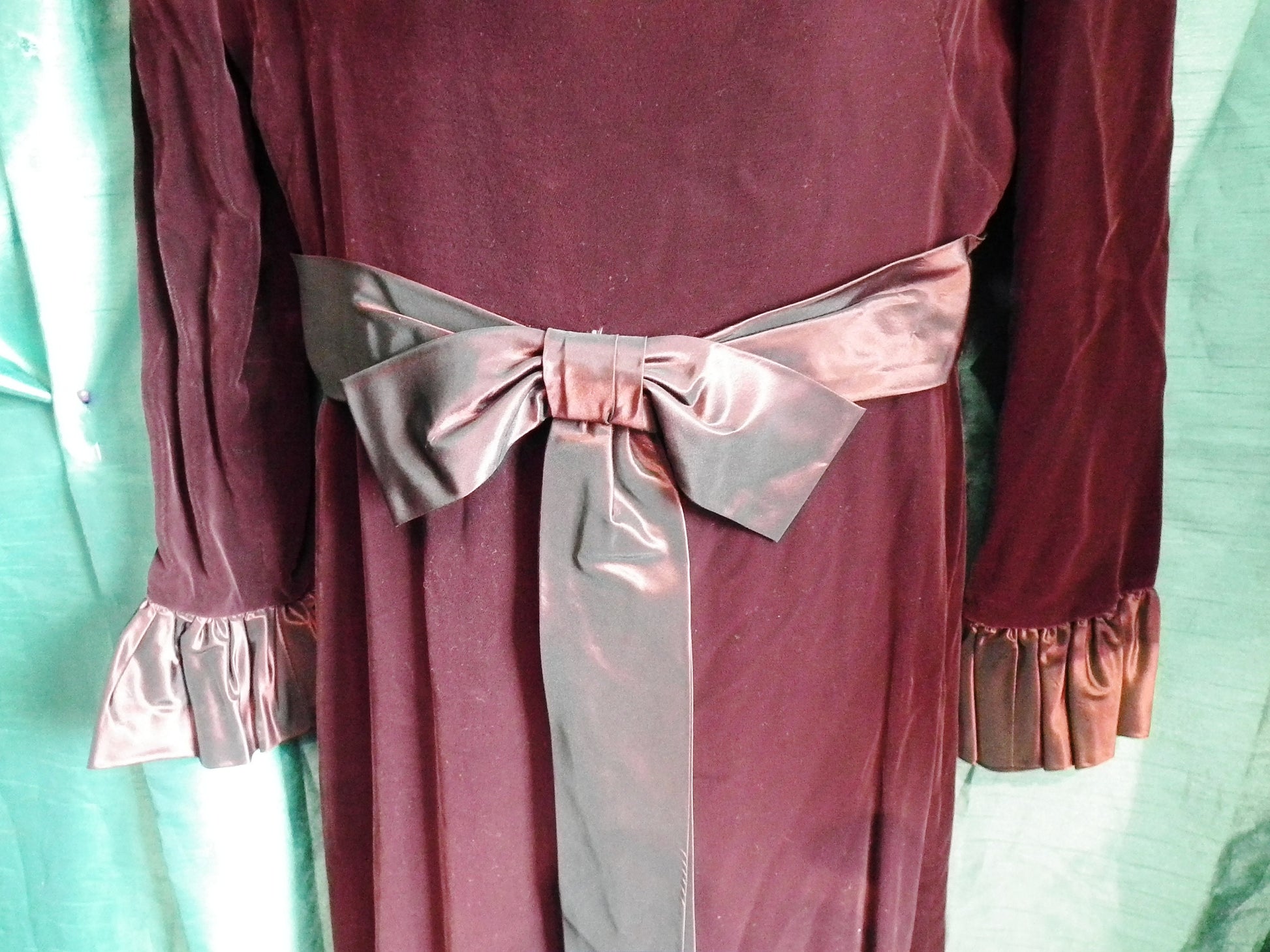 GothicVictorian burgundy true vintage velvet&taffeta,long eve dress-victorian ruffle collar.Bust 38",Length 57" Etsy