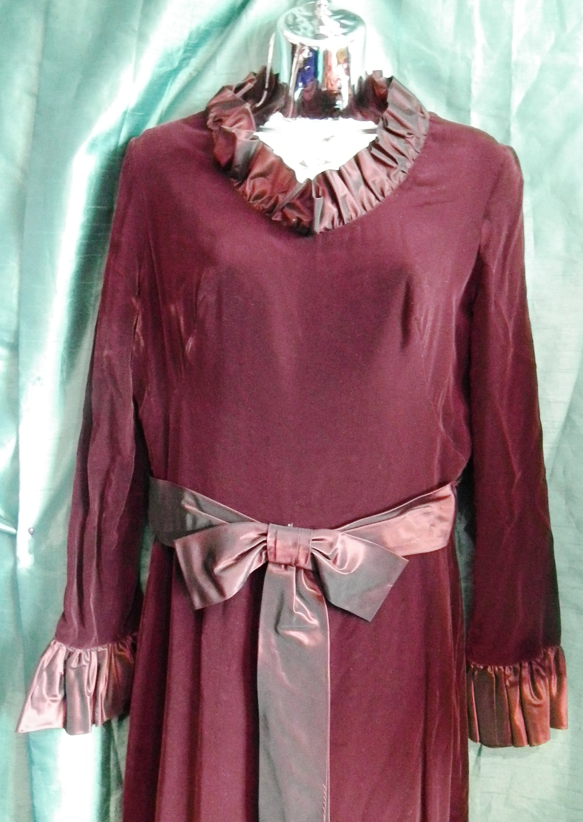 GothicVictorian burgundy true vintage velvet&taffeta,long eve dress-victorian ruffle collar.Bust 38",Length 57" Etsy