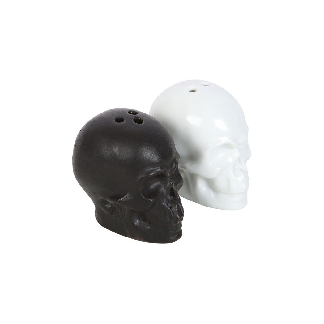 Skull Salt and Pepper Shakers N/A