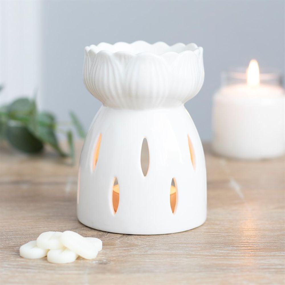 White Gloss Lotus Flower Oil Burner N/A