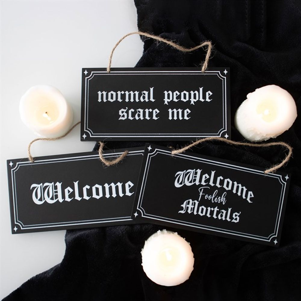 Gothic Welcome Hanging Sign N/A