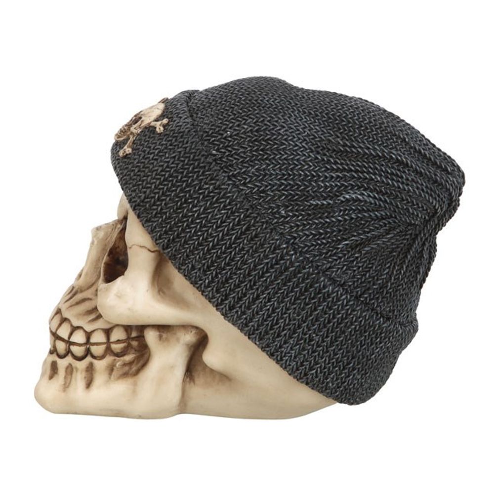 Skull Ornament with Beanie N/A