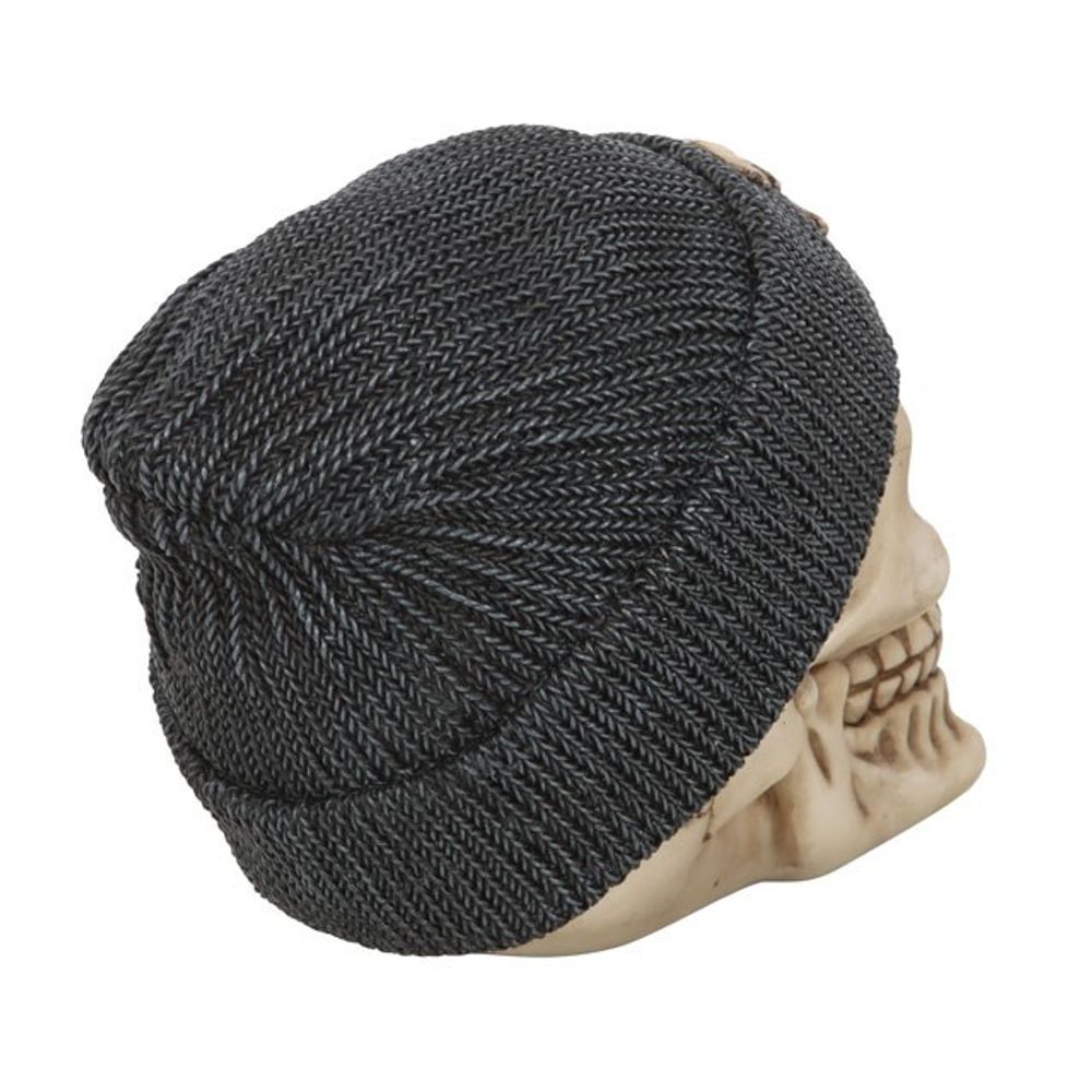 Skull Ornament with Beanie N/A