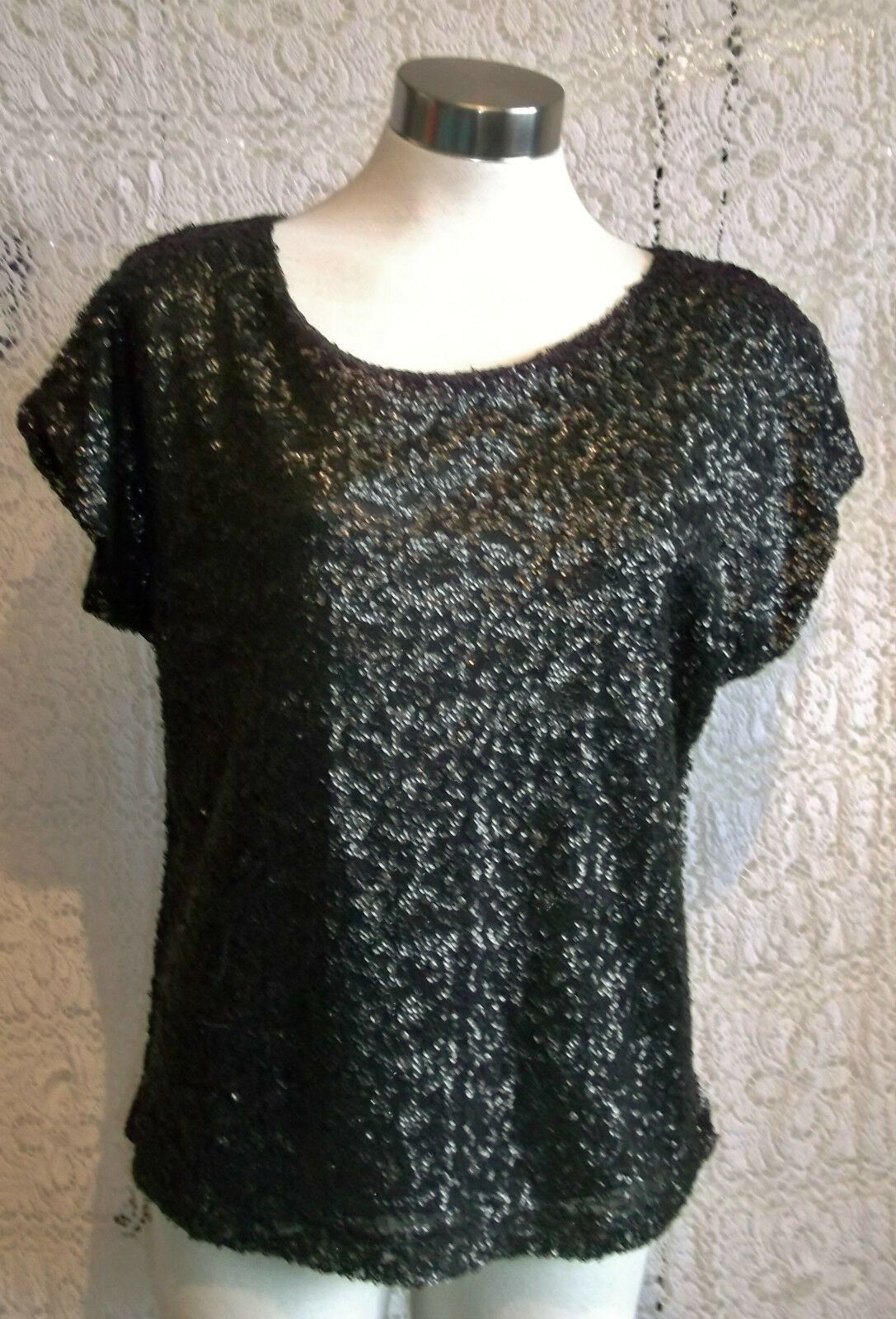 fab size14.BLACK SEQUINNED TROPHY TOP.SIZE 14.GENEROUSLY CUT FOR CURVY LADY DEFINITIONS